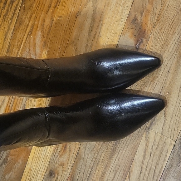 Vince Camuto Boots - Picture 6 of 10